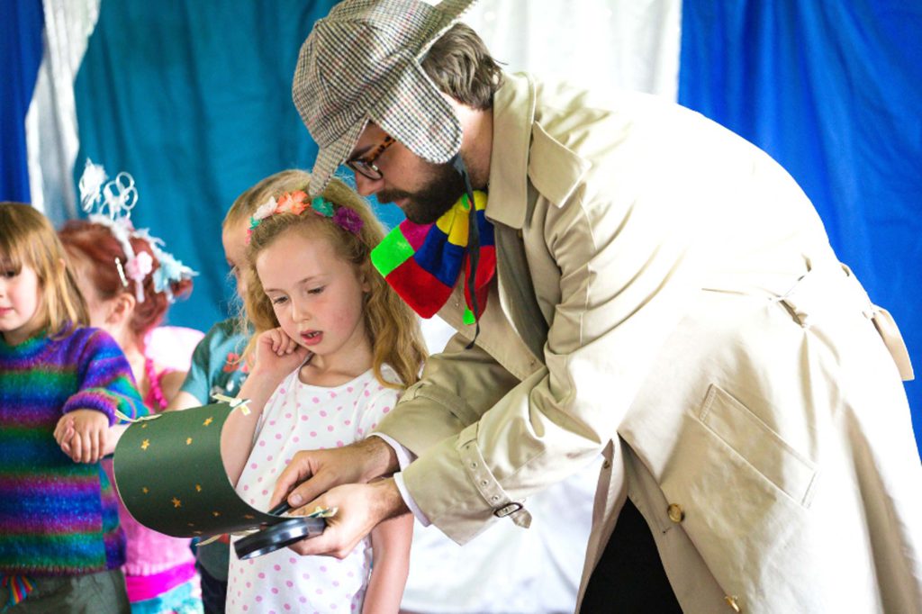 Children's Entertainer Detective Drigglestopper needs help from the birthday girl to solve the clue at this party in London