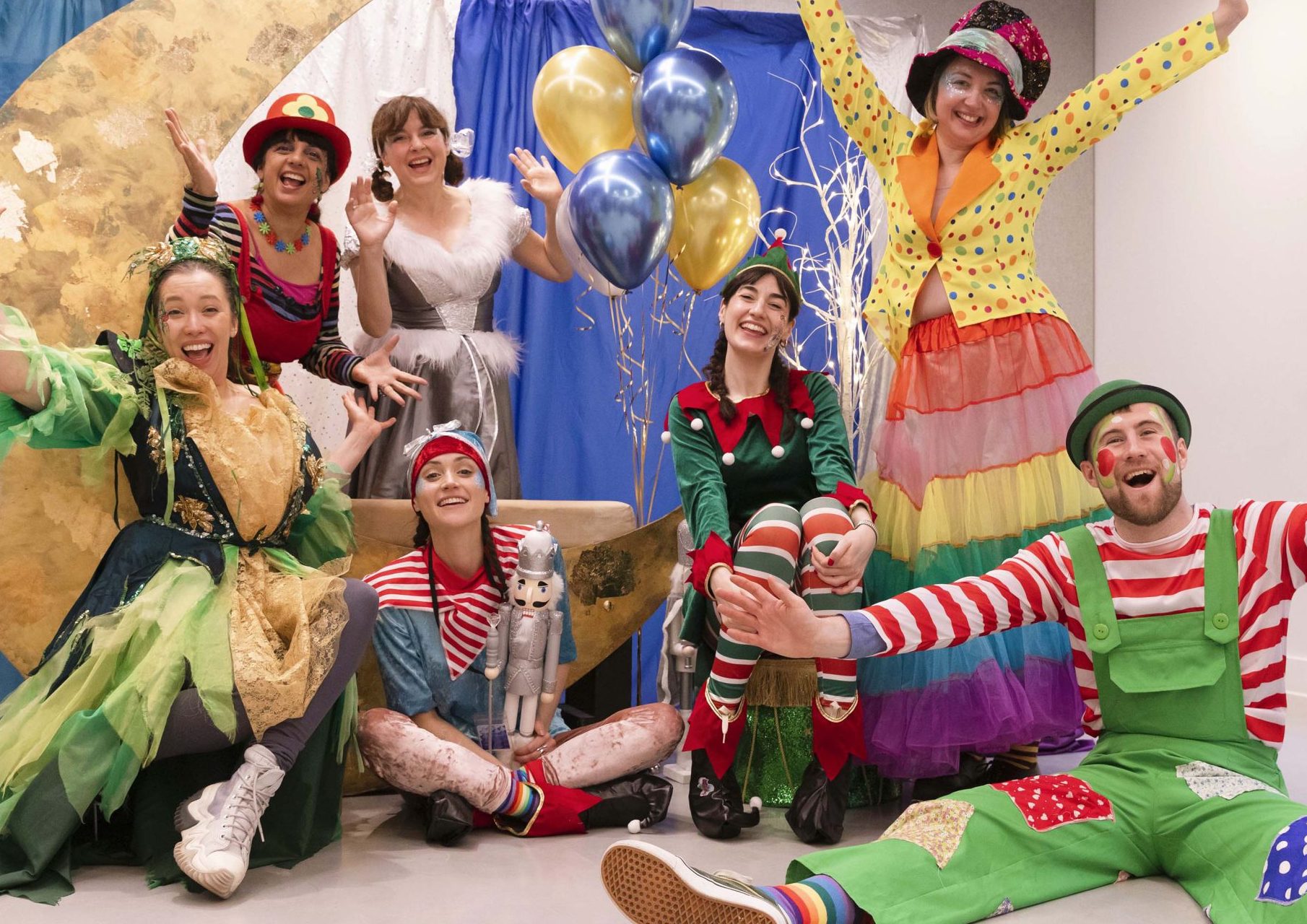 The Bedlam Bunch children's entertainers love performing for the kids at this Christmas corporate event in London!