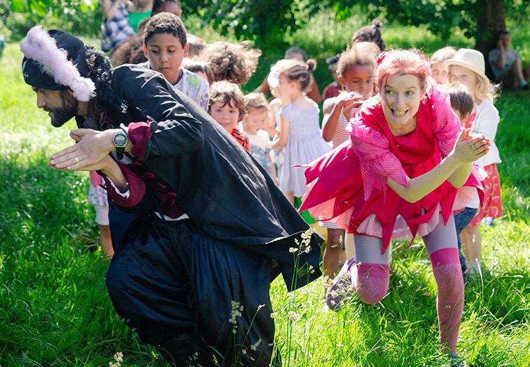 Entertainers Sally Spin & Pirate Pratswagg take the kids on an adventure at this children's party in London